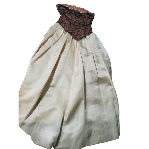 Vintage Hand Made Womens Lace Puff Skirt Evrning Gown Size Medium Feminine Boho - Picture 3 of 11